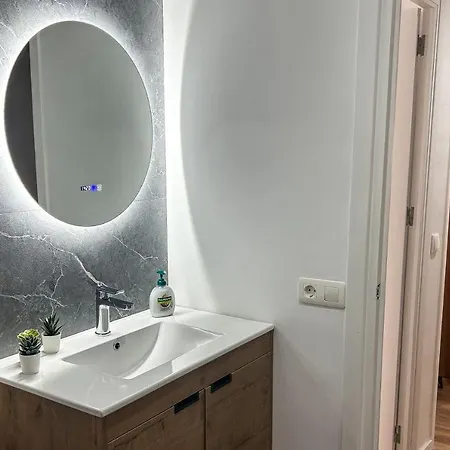 Lägenhet Piso Moderno A 15 Minutos Andando Del Centro Huelva